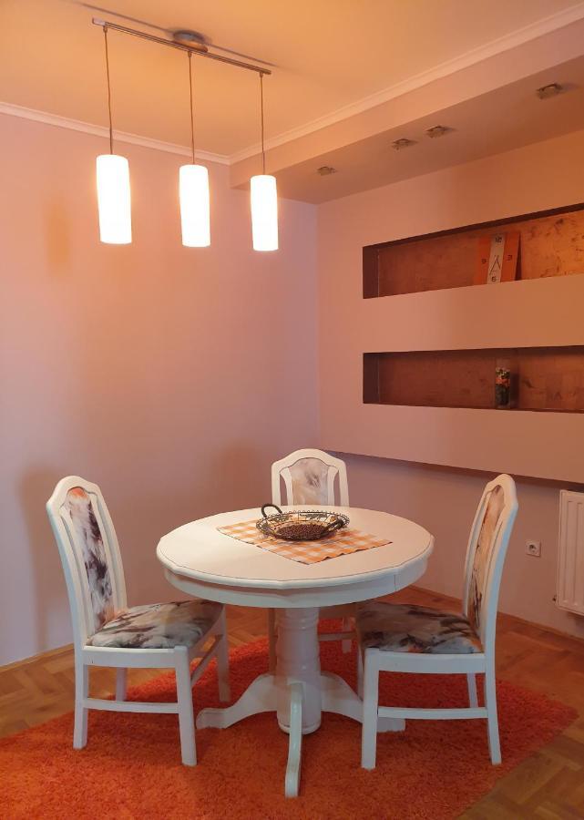 סרמסקה מיטרוביקה Apartman Mirage מראה חיצוני תמונה